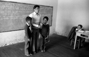 Mesa verde en Ayacucho: “Entre el olvido y la memoria: la perspectiva docente”