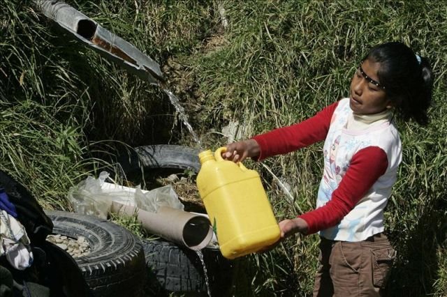 Las inequidades en el sector agua y saneamiento [Mesa verde]
