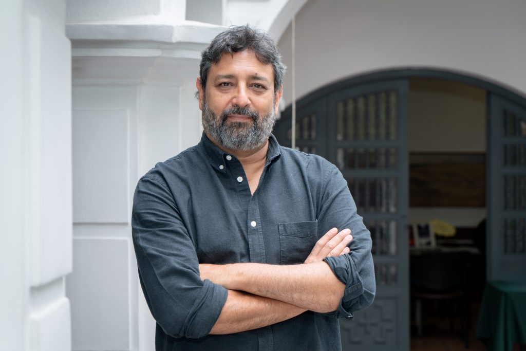 [ENTREVISTA] Ricardo Cuenca: “La educación perdió el estatus de bien público para volverse uno privado”, en La República