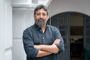 [ENTREVISTA] Ricardo Cuenca: “La educación perdió el estatus de bien público para volverse uno privado”, en La República